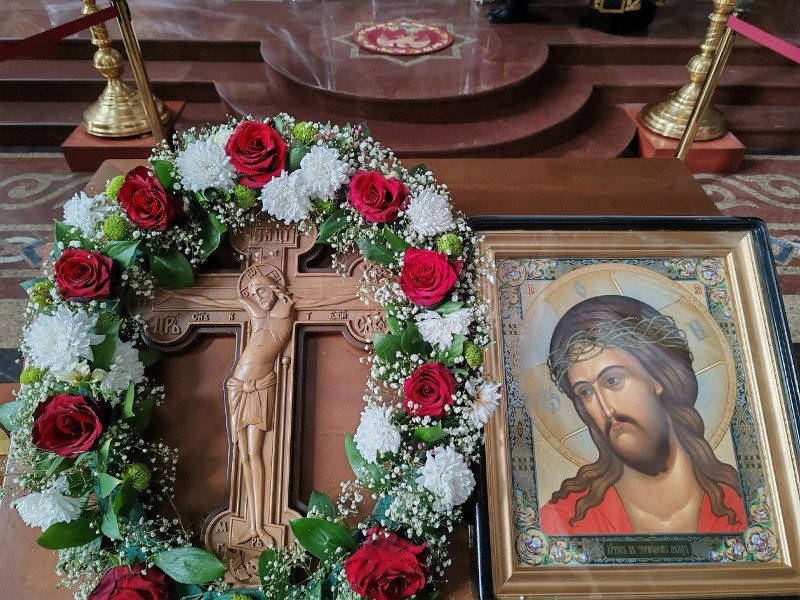 Епископ Николай совершил Литургию Преждеосвященных Даров
