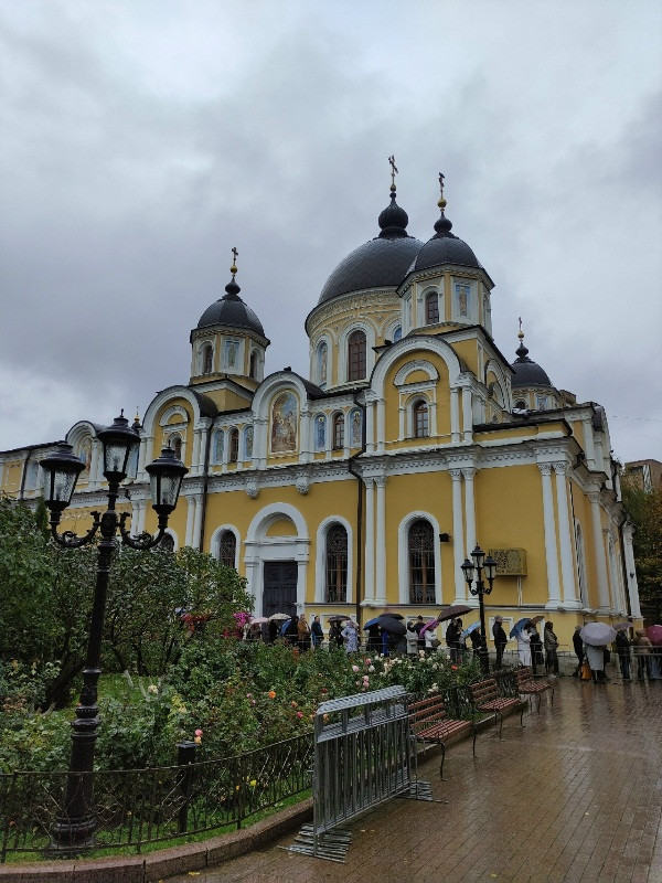 Паломнический отдел Георгиевской епархии РПЦ (Московского Патриархата) организует поездку в Троице-Сергиеву Лавру