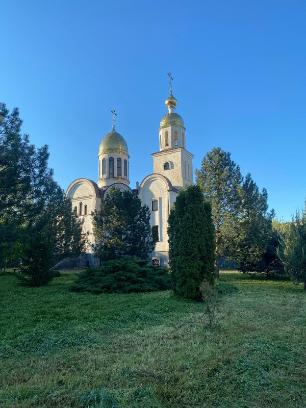 Епископ Николай возглавил Божественную литургию в Александро-Невском храме с. Прасковея