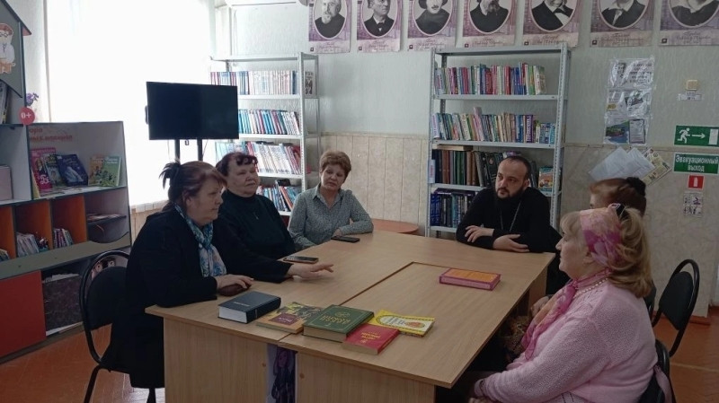 Духовно просветительская беседа в библиотеке Правокумского