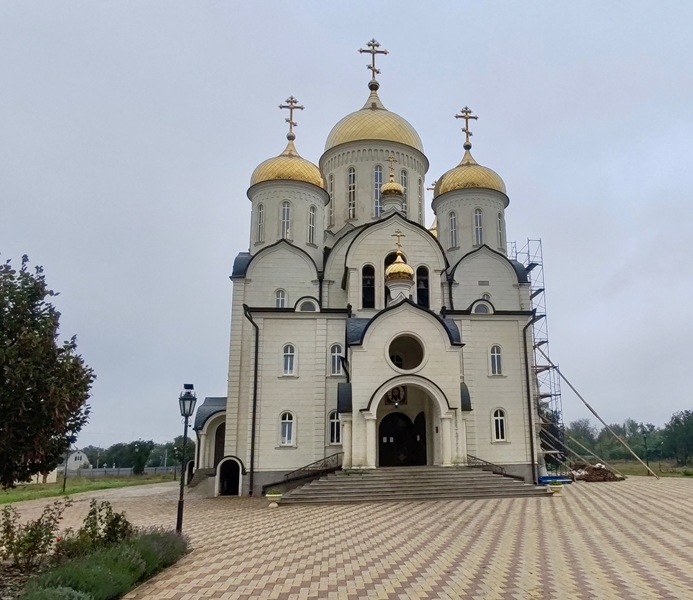 В среду 21-й седмицы по Пятидесятнице Владыка Николай возглавил Божественную литургию в Георгиевском соборе