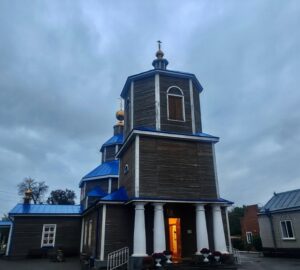 Епископ Николай возглавил вечернее богослужение с акафистом святителю Николаю Чудотворцу в Никольском соборе
