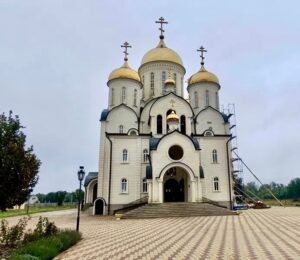 Епископ Николай совершил Литургию в день памяти жертв политических репрессий